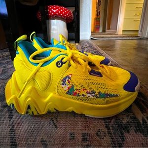 Nike GIANNIS Immortality Basketball Shoes size 4.5Y